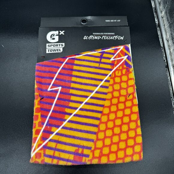 2 Pack Gatorade GX Athletic Sports Towel Glitched Collection Berry/orange 16x25 - Picture 3 of 3
